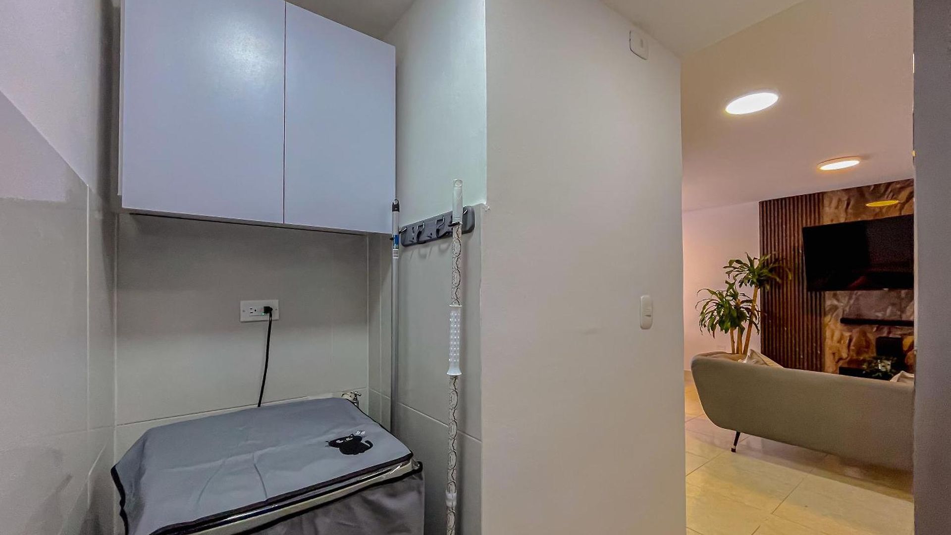 View 17, Modern, 5 Min From Rafael Nuñez Airport *