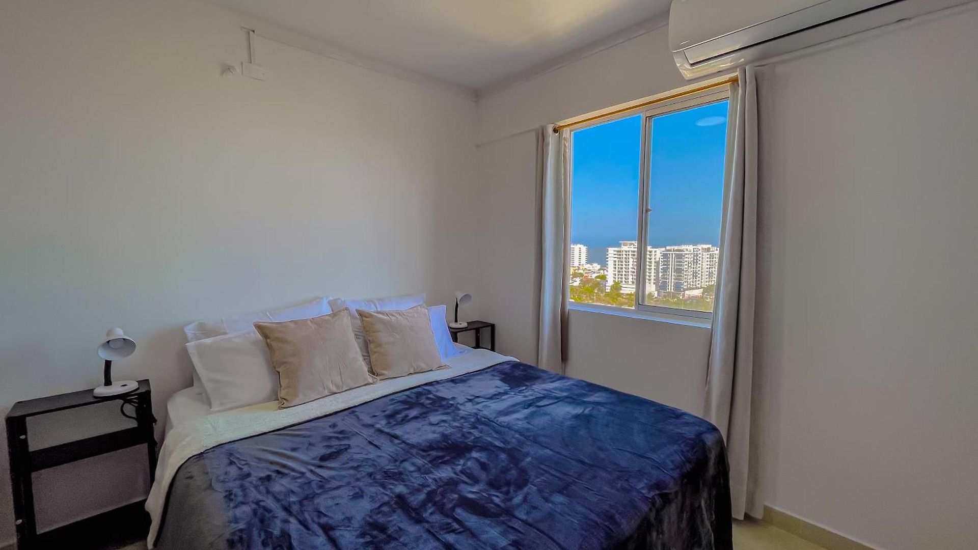 View 17, Modern, 5 Min From Rafael Nuñez Airport Cartagena