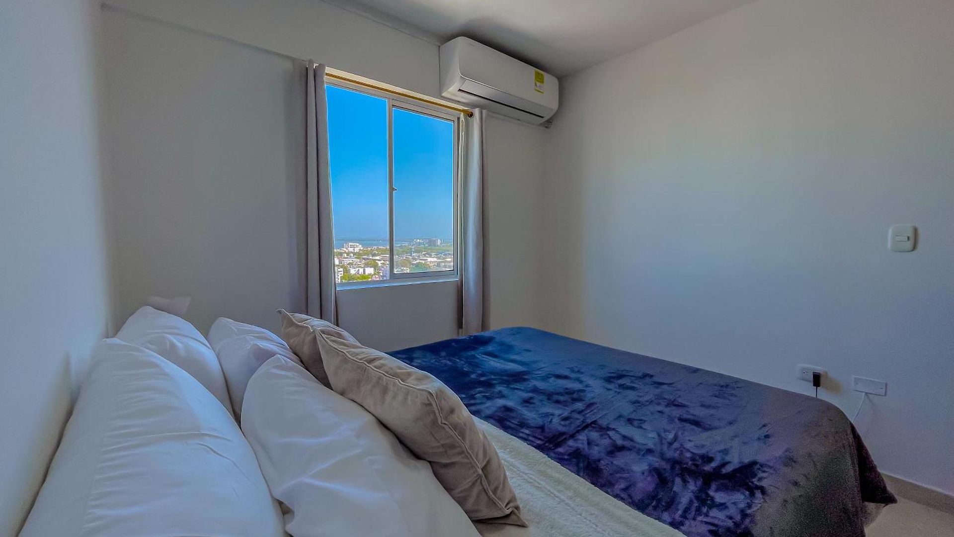 View 17, Modern, 5 Min From Rafael Nuñez Airport * Cartagena