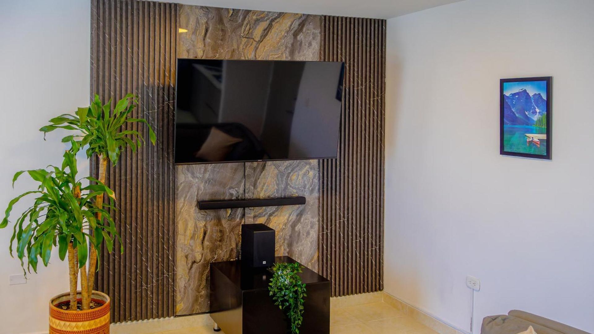 View 17, Modern, 5 Min From Rafael Nuñez Airport Apartamento *