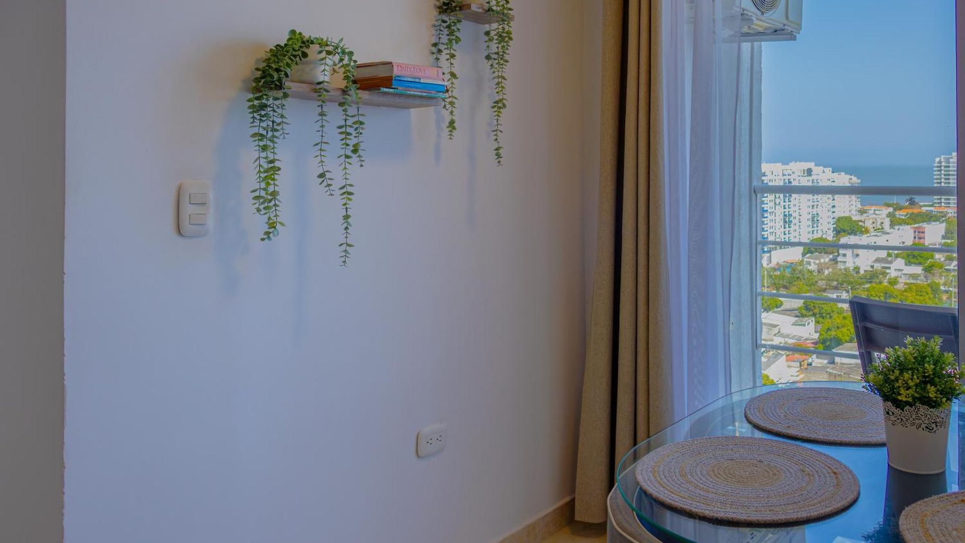 View 17, Modern, 5 Min From Rafael Nuñez Airport Cartagena