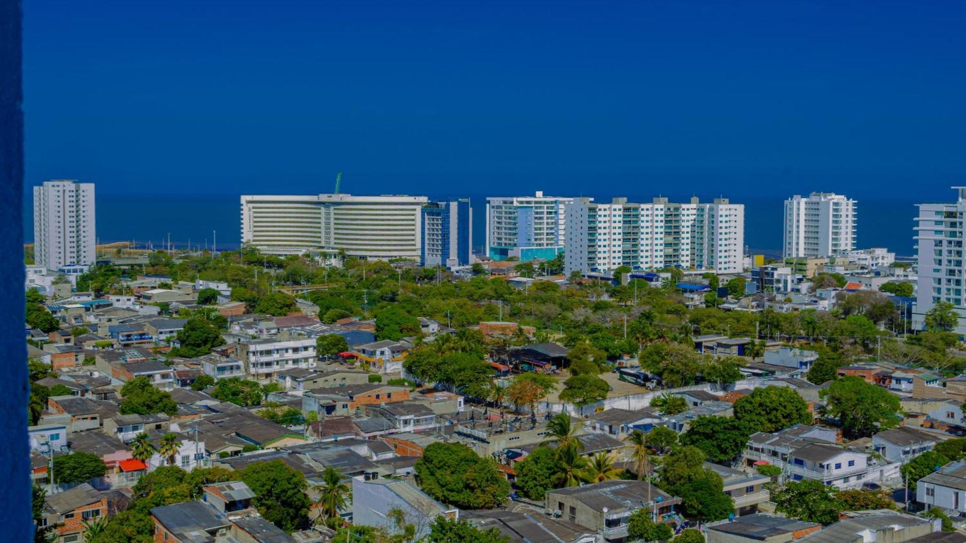 View 17, Modern, 5 Min From Rafael Nuñez Airport * Cartagena