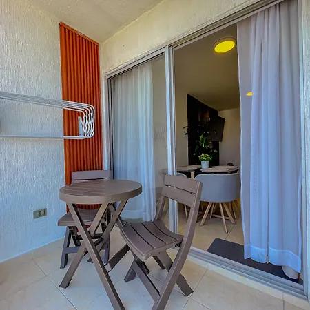 View 17, Modern, 5 Min From Rafael Nuñez Airport Apartamento