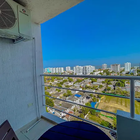 View 17, Modern, 5 Min From Rafael Nuñez Airport