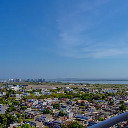 View 17, Modern, 5 Min From Rafael Nuñez Airport *