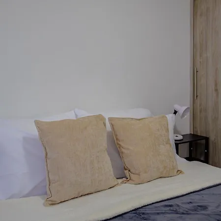 View 17, Modern, 5 Min From Rafael Nuñez Airport Apartamento