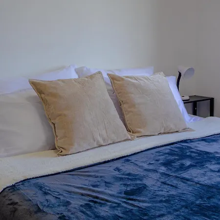 View 17, Modern, 5 Min From Rafael Nuñez Airport *
