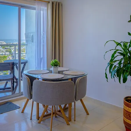 View 17, Modern, 5 Min From Rafael Nuñez Airport Cartagena