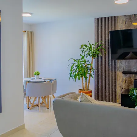 Apartamento View 17, Modern, 5 Min From Rafael Nuñez Airport Cartagena
