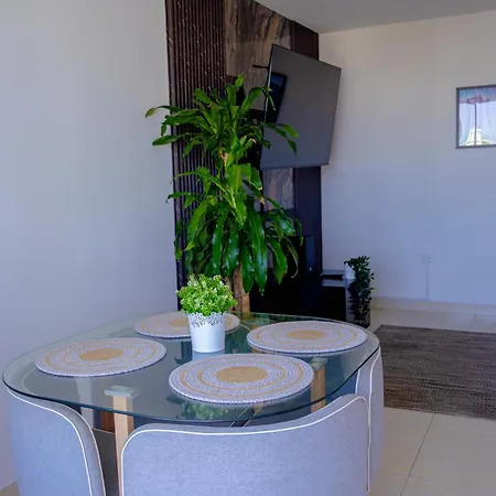 View 17, Modern, 5 Min From Rafael Nuñez Airport Cartagena